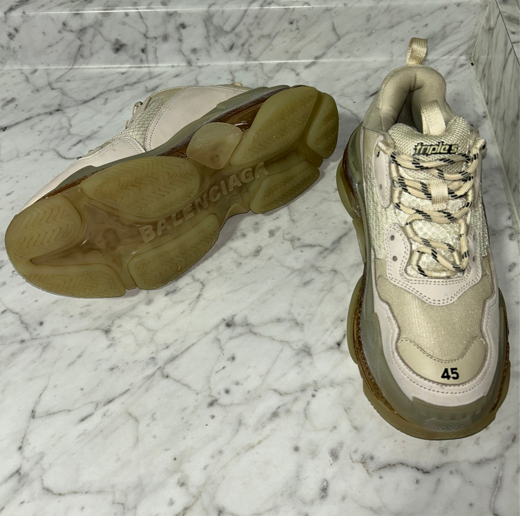 Triple S Balenciagas